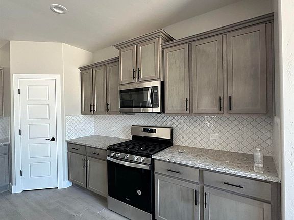 5th image of 3723 Jasper Dr