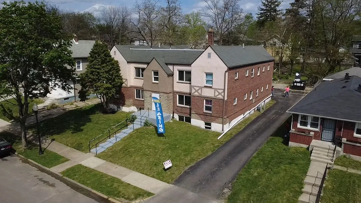 1 bed, 1.0 bath, 650 sqft, $750 — Photo 1