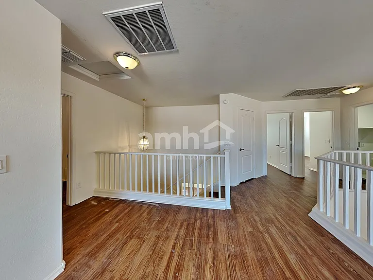 4021 S 55th Dr — Photo 9