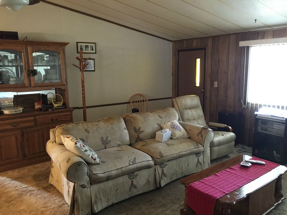 2nd image of 3611 I St NE Unit 173