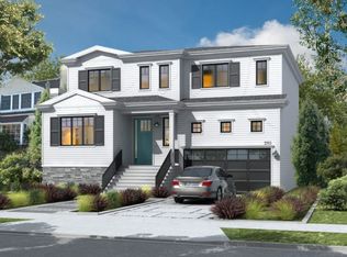 2763 McConnell Dr, Los Angeles, CA 90064