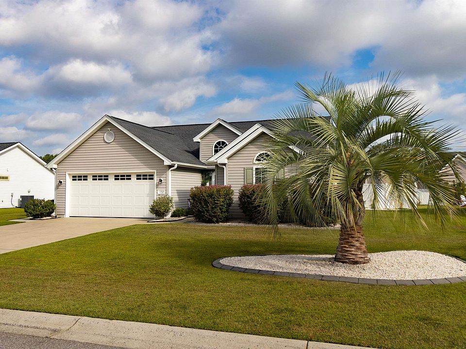 1st image of 432 Carolina Woods Dr.