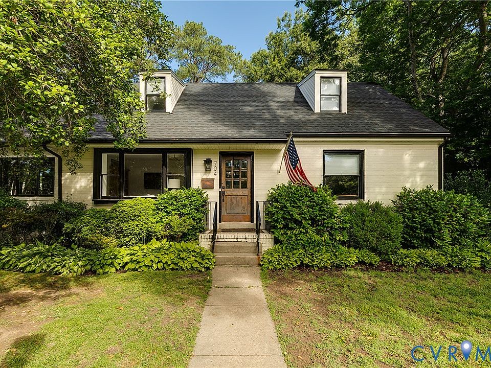 1st image of 704 Pepper Ave