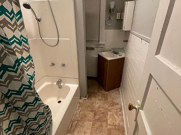 3rd image of 151 Western Ave APT 4