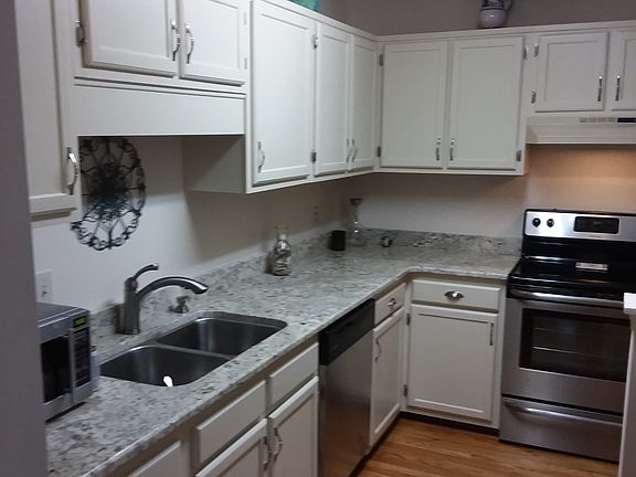 2nd image of 4995 Cypress Point Cir