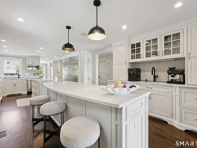 19 Middle Beach Rd — Photo 5