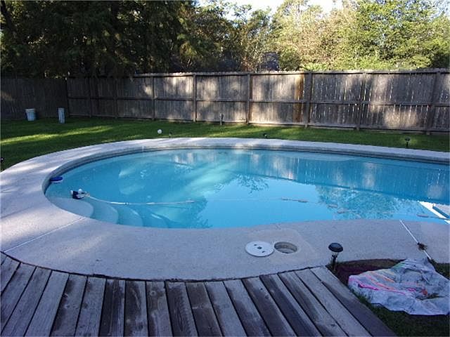 2nd image of 25303 Sugar Valley Ln