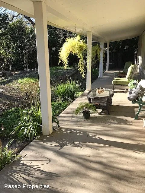 1810 Indian Valley Rd photo 1