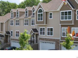 12 Hidden Creek Blvd, Monroe, NY 10950