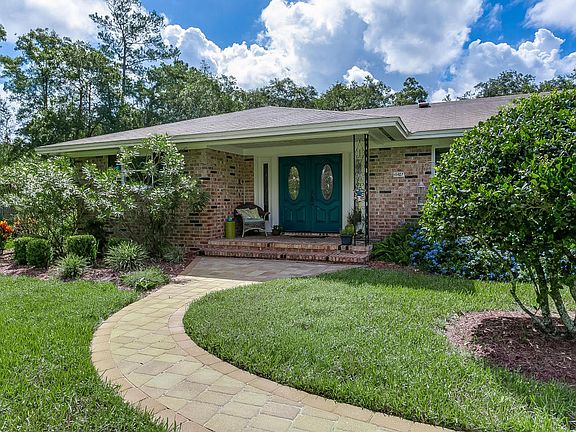 2nd image of 10407 Sylvan Ln W