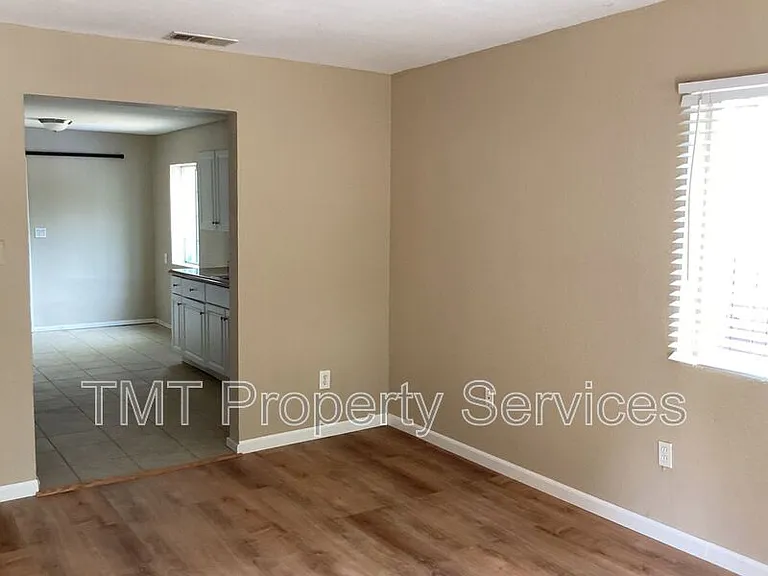 4116 W Nichols Ave — Photo 2