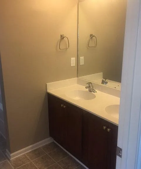 2928 Woodland Park Dr — Photo 18