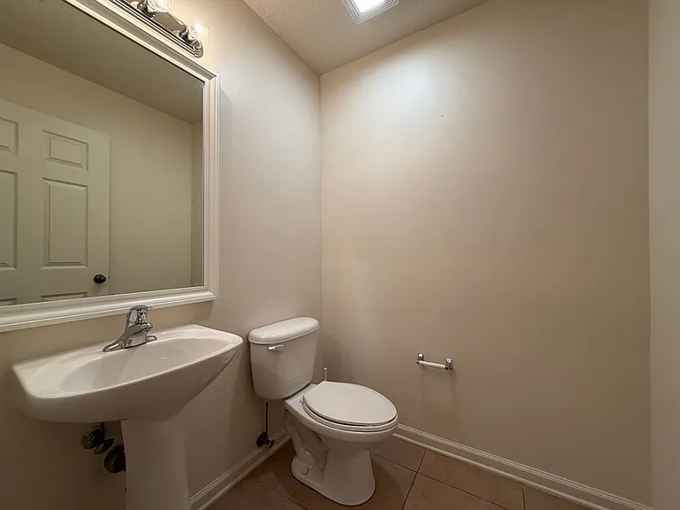8550 Argyle Business Loop #301 — Photo 17