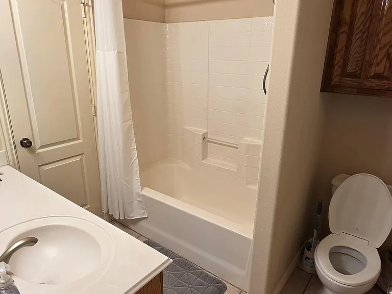6925 Katherine Ct — Photo 34