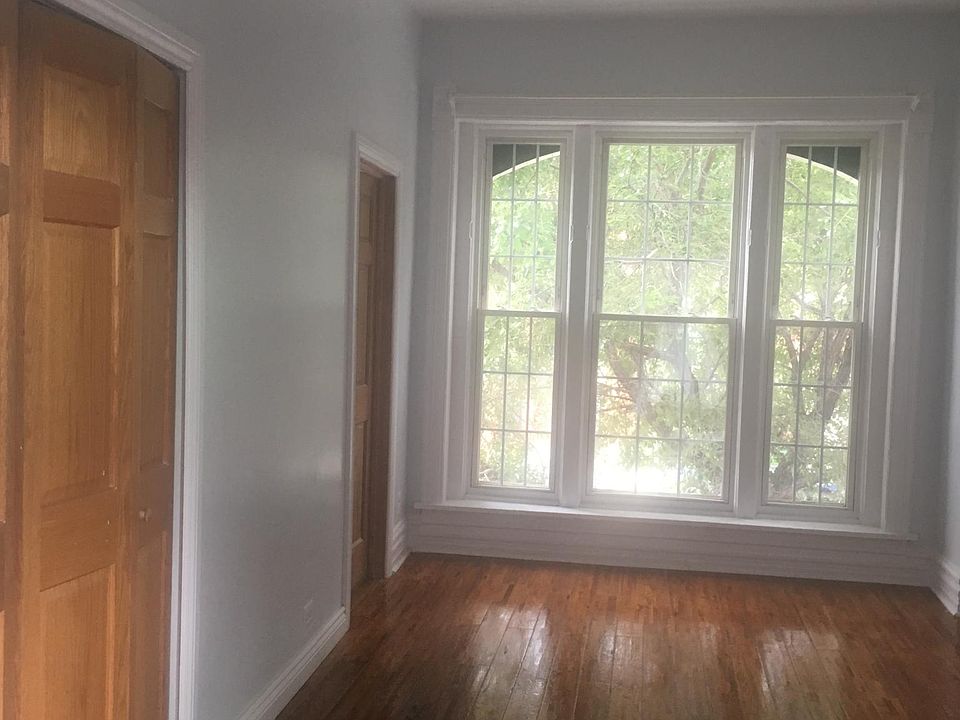 1st image of 2014 S Ashland Ave APT 1