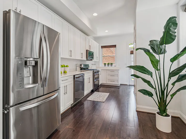 1340 Park Rd NW — Photo 4