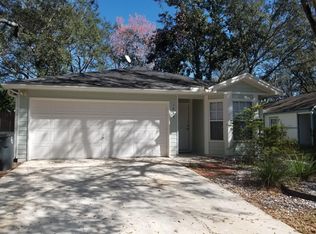 1465 Jasmine St, Atlantic Beach, FL 32233