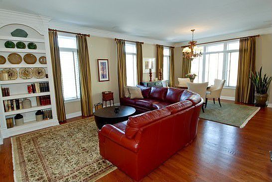 5th image of 71 Cobblestone Dr