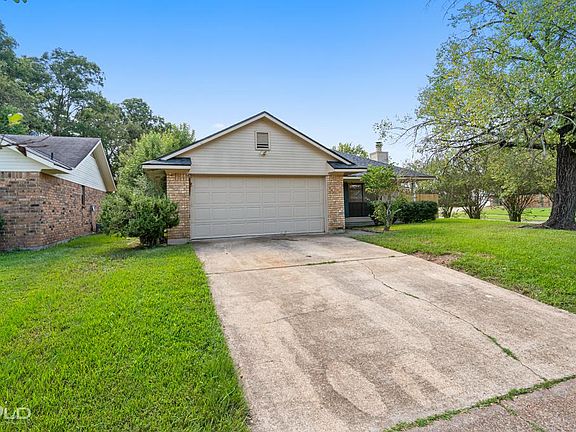 2nd image of 5340 Lauri Ln