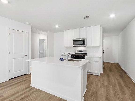 4th image of 22707 Ravine Edge Ln