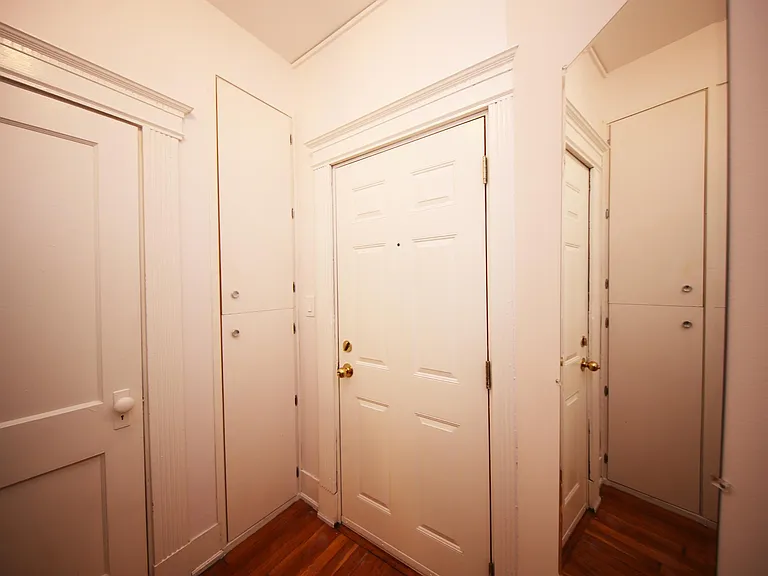 39 Hemenway St #19 — Photo 7