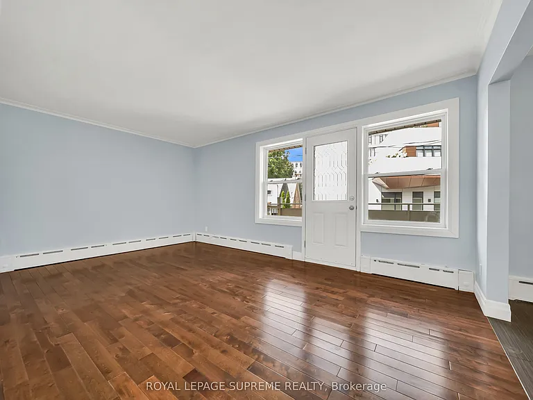135 Kingsway Cres #4 — Photo 19