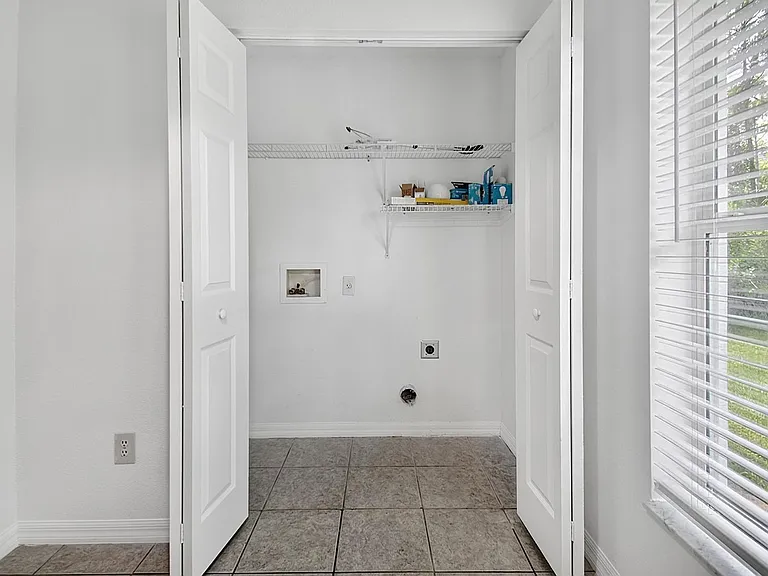 15 Renmont Ct — Photo 22
