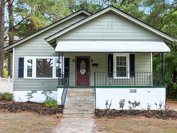 2nd image of 726 W M St