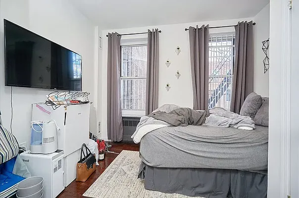 Rented by Corcoran | media 14