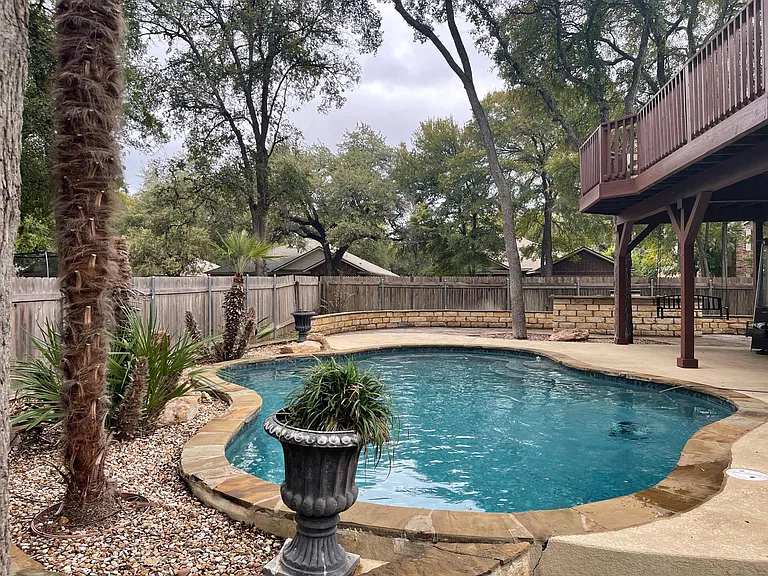 Backyard/Pool
