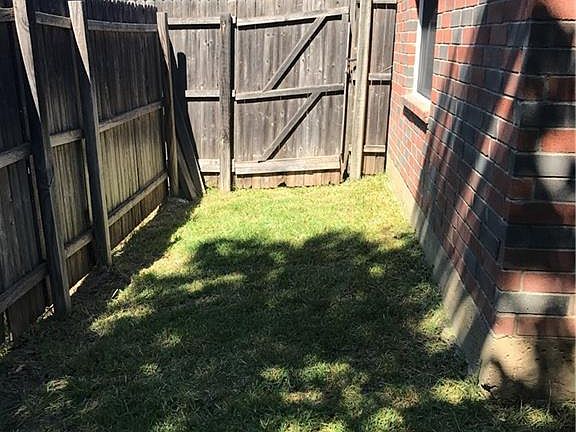2nd image of 836 Mirabell Ct