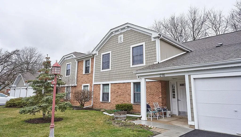 2 bed, 1000 sqft, $1,950 — Photo 1