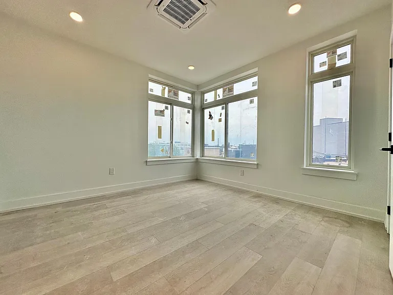 1801-05 N 2nd St #204 — Photo 25