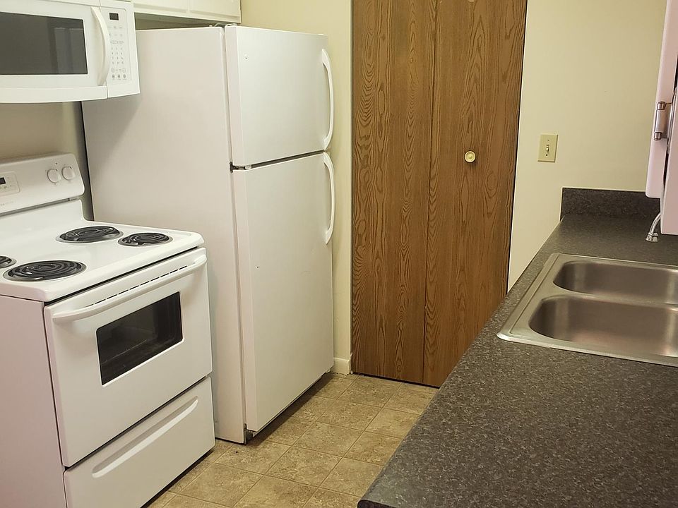 1st image of 1135 Michigan Ave E APT 13