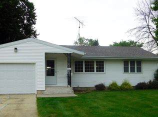 1825 9th Ave, Grinnell, IA 50112