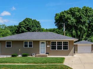 3832 Soutter Avenue Ct SE, Cedar Rapids, IA 52403