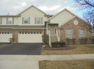 2622 Amber Ln, Algonquin, IL 60102