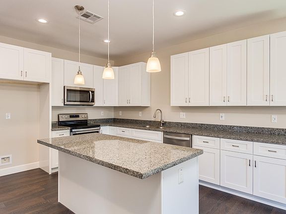 2nd image of 2310 W Maricopa St