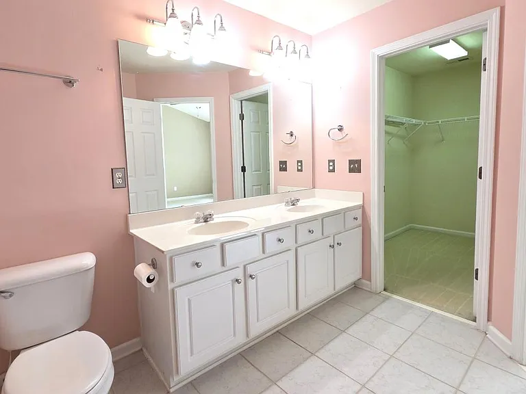 294 Linden Park Ln — Photo 11