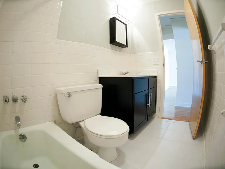 515 Whitfield St #5 — Photo 5