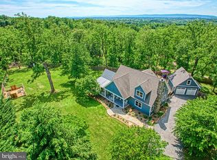 39033 Hertz Rd, Leesburg, VA 20175