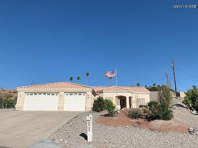 2nd image of 3908 Montezuma Dr