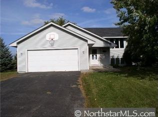 16048 Dodd Ln, Rosemount, MN 55068