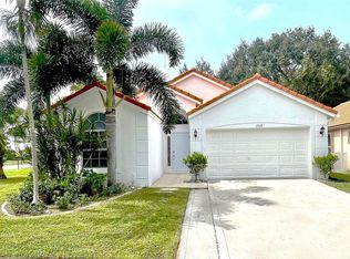 1713 Carriage Brooke Dr, Wellington, FL 33414