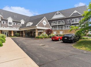 917 W Savidge St UNIT 34, Spring Lake, MI 49456