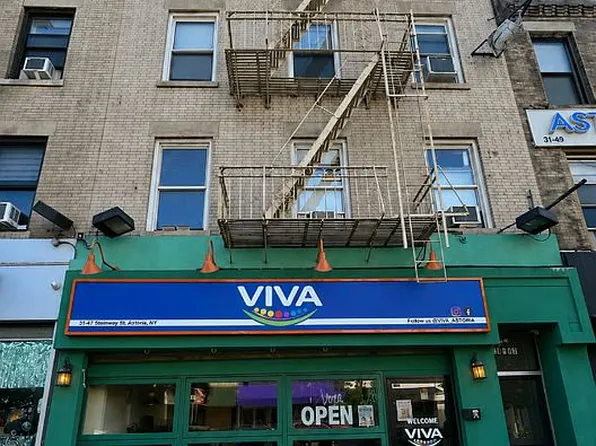 3147 Steinway St, Astoria, NY 11103