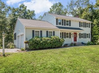 5 Ticonderoga Rd, Acton, MA 01720
