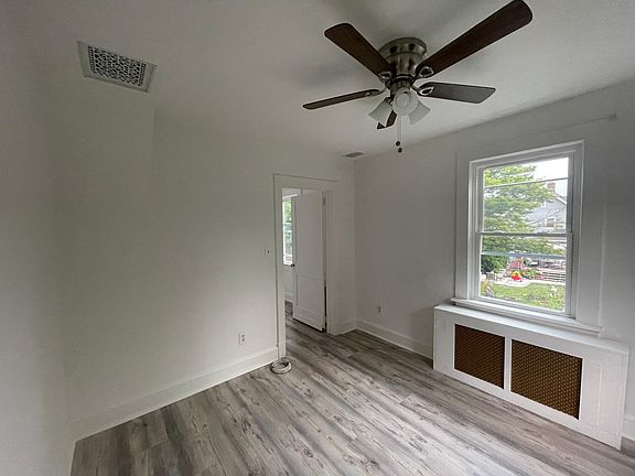 5th image of 29 Highland Ct