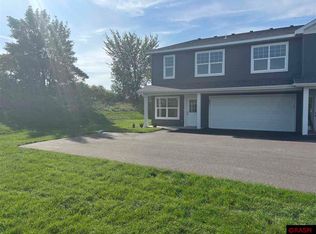 801 Tomahawk Ct, Madison Lake, MN 56063