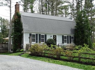 3 Bassett St, Rochester, MA 02770